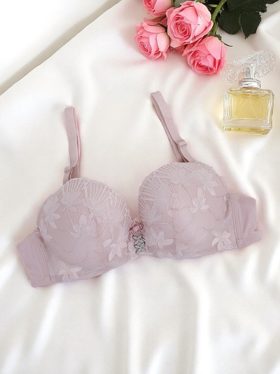 Royalfashion Dámska push-up podprsenka s čipkou Sensuelle Lift