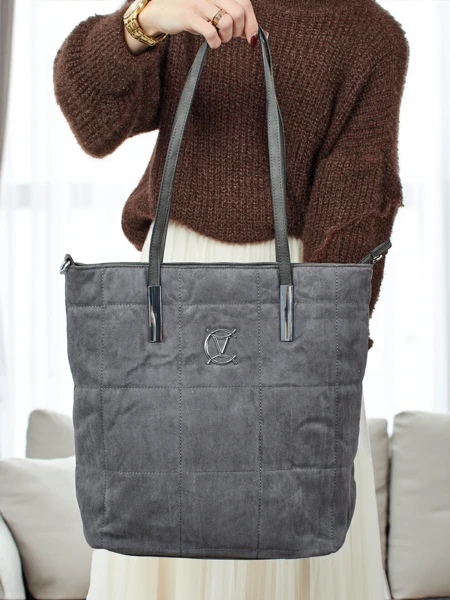 Ženska shopper torbica Caryenne iz eko semiša