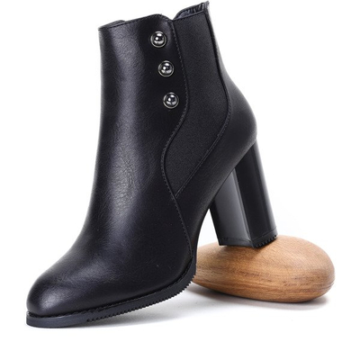 Czarne botki na słupku Everyday - Obuwie