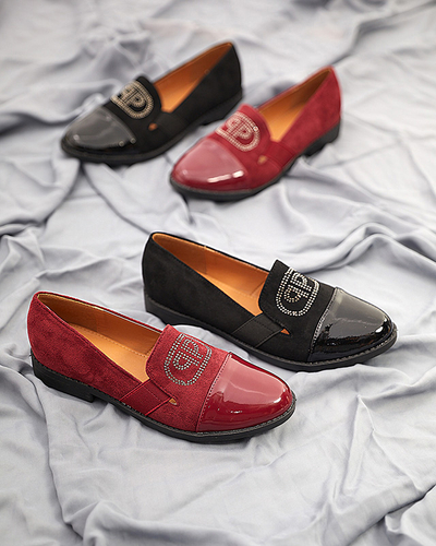 Čierne dámske mokasíny s lakovanou špičkou Velqi - Obuv