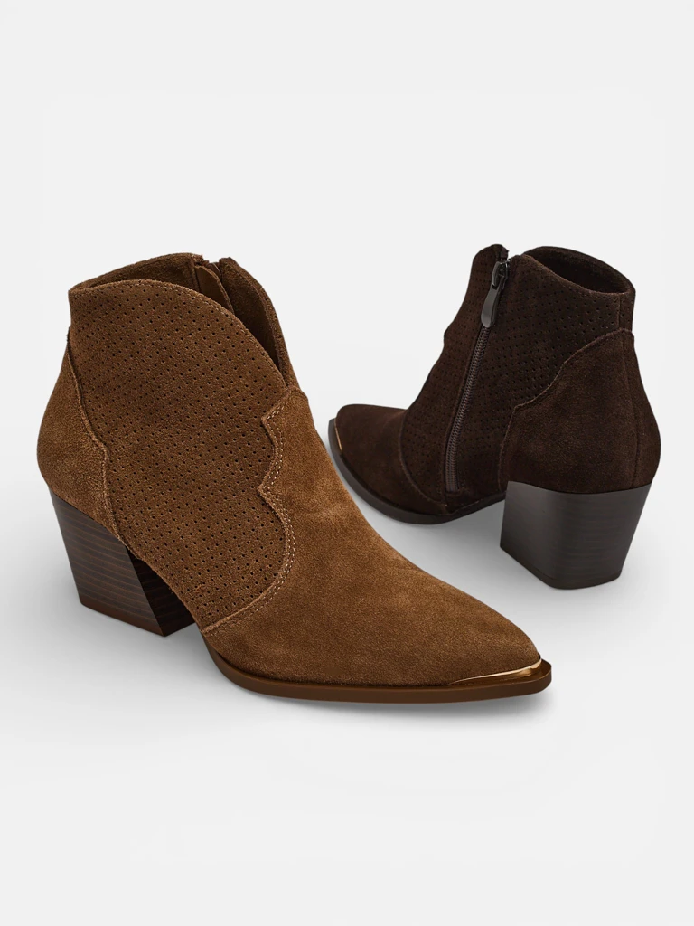 Ženski kavbojski gležnarji iz naravnega usnja Nilof