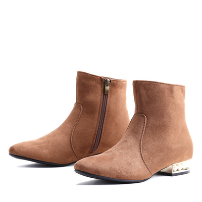 Botki Tina z perełkami w obcasie w kolorze camel- Obuwie