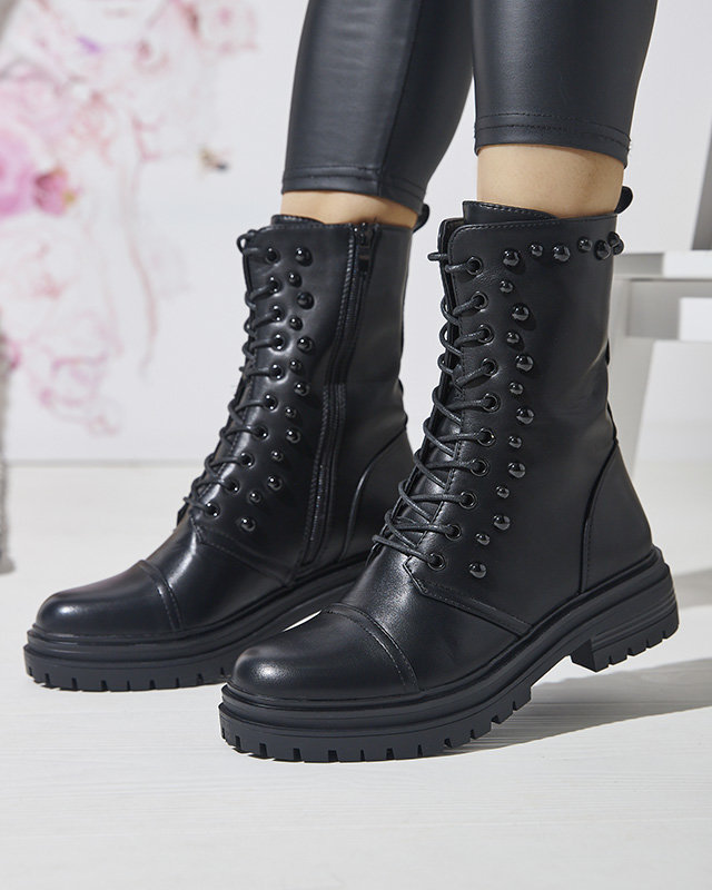 OUTLET Čierne dámske šnurovacie čižmy s perlami Gunny- Obuv