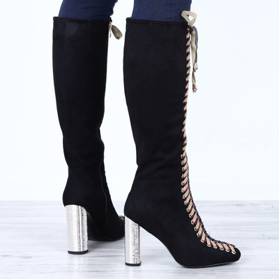 Černé boty s pletenými tkaničkami Kira - Obuv