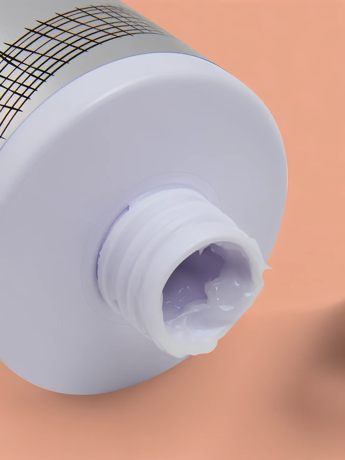 Luxelux Biele Bandážujúci Rozjasňujúci Kúra na Vlasy 400 ml