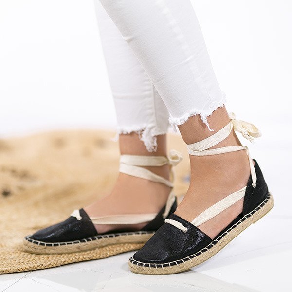 Čierne espadrilky s ozdobnou väzbou Clarissa - Obuv