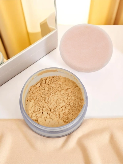Sypký púder na tvár s SPF 50 Zlatý lesk