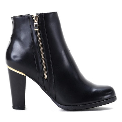 Czarne botki na słupku Chloe - Obuwie