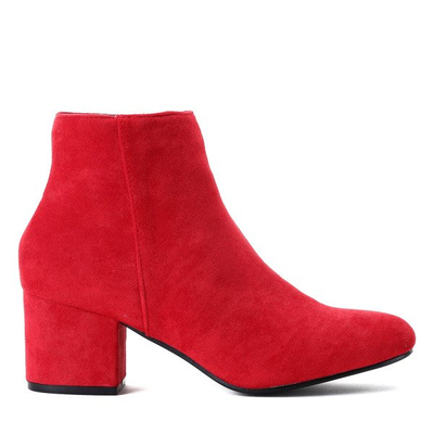 Czerwone botki na niskim słupku Lyanna- Obuwie
