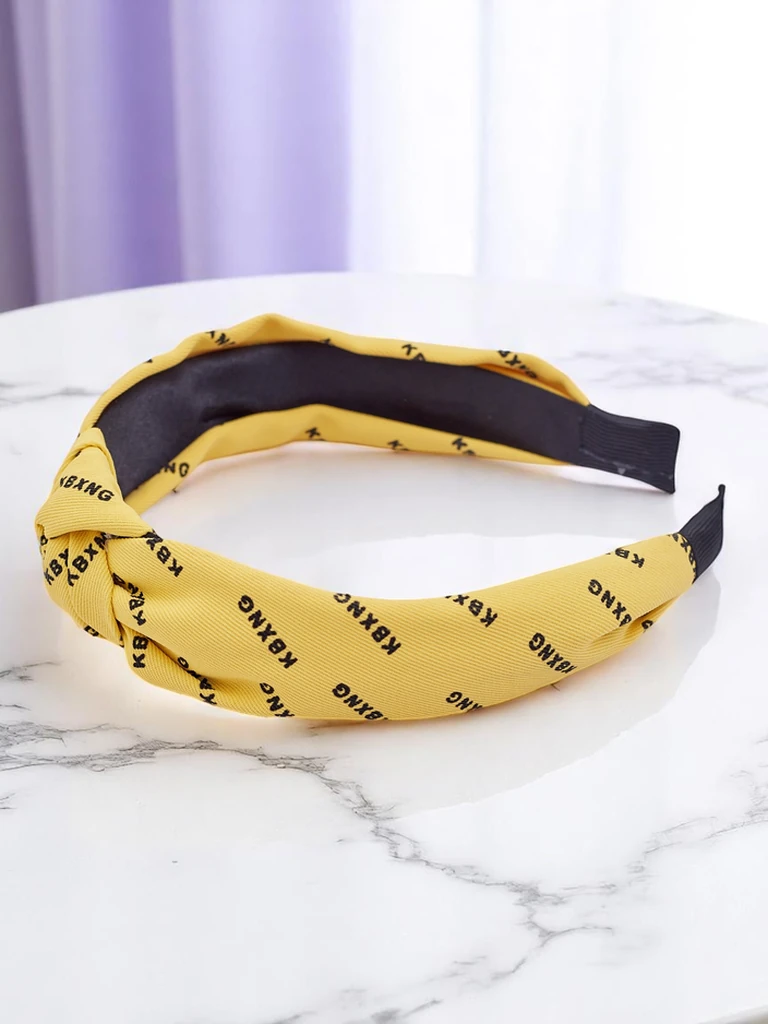 Royalfashion Čelenka so vzorom vrkoča Grafity Boom