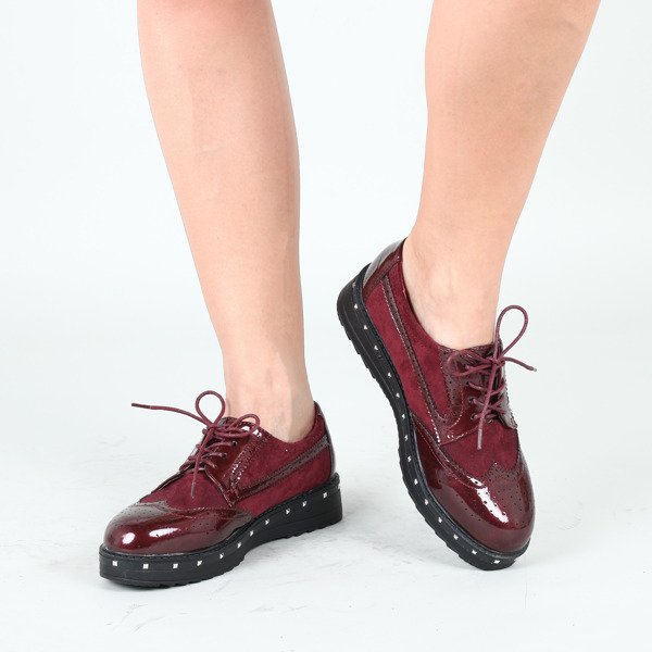 Bordowe oxfordy z ćwiekami Halsey - Obuwie