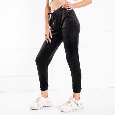 Dámske čierne velúrové tepláky - Oblečenie