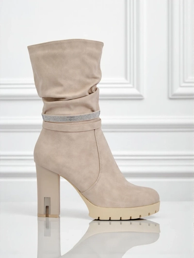 Mat ženski gležnarji s peto Ashen Bloom