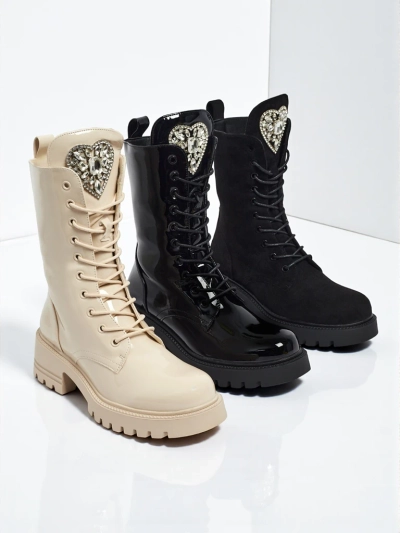 Lakirani ženski gležnarji z vezalkami Emelune