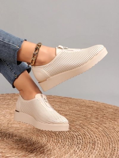 Royalfashion Dámske perforované slip-on topánky Goffies