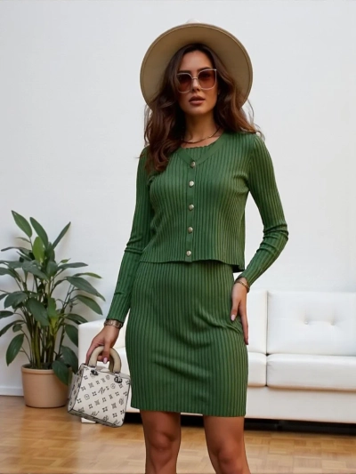 Royalfashion Dámsky komplet so svetrom a šatami