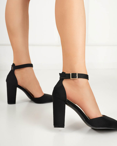 OUTLET Čierne dámske sandále na stĺpiku Kinotia - Obuv