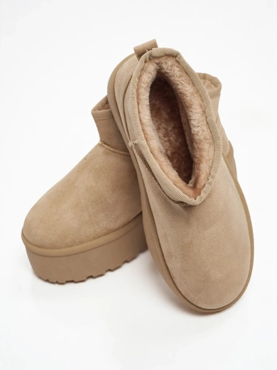 Kratki ženski škornji a'la za sneg Vessia