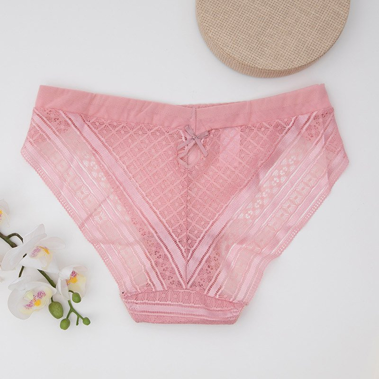 Dámske ružové čipkované nohavičky - Spodná bielizeň