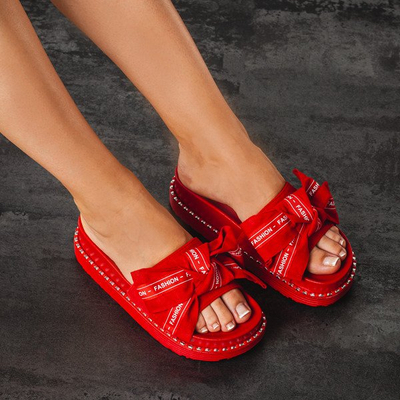 Červené žabky na silné platformě s ozdobným lukem Elemi - Obuv 1