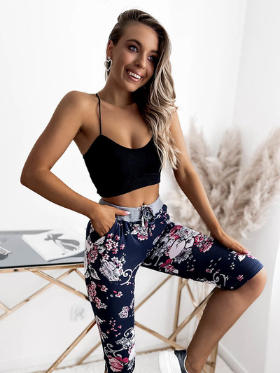 Dámske 3/4 kraťasy tmavomodrej a ružovej farby PLUS SIZE - Oblečenie