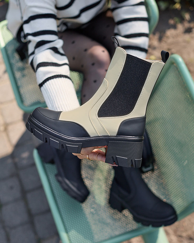 Royalfashion Dámske matné béžové čižmy Bevta na plochom podpätku