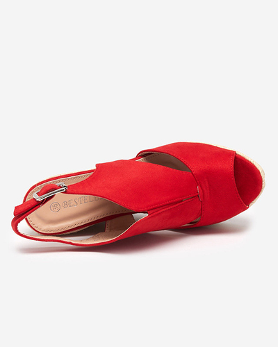 Červené eko semišové dámske klinové sandále Devof - Footwear