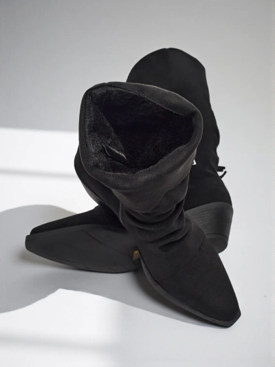 Ženski kavbojski škornji s peto in resicami Selva