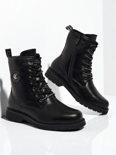 Ženski gležnarji Tavira iz eko usnja z vezalkami