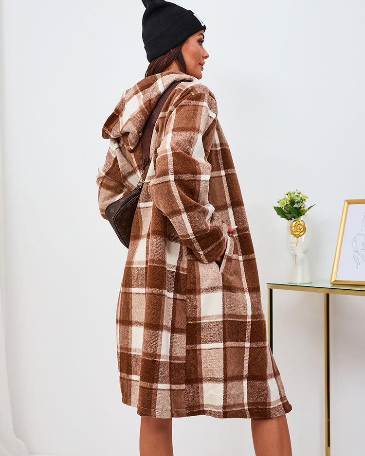 Royalfashion Hnedý dámsky károvaný kabát
