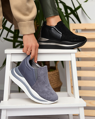 Čierne dámske tenisky so skrytým klinom Elema - Obuv