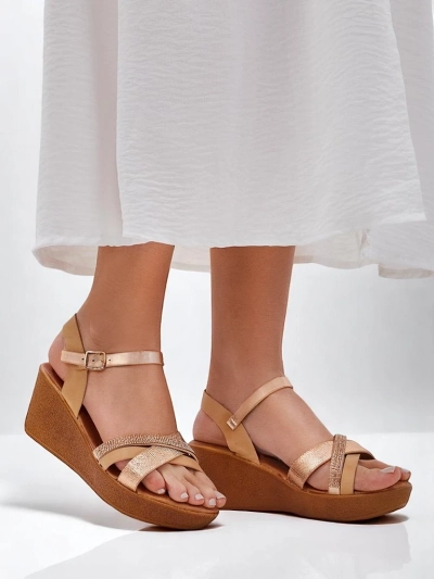 Royalfashion Dámske wedge sandále s kamienkami a trblietaním Glittera