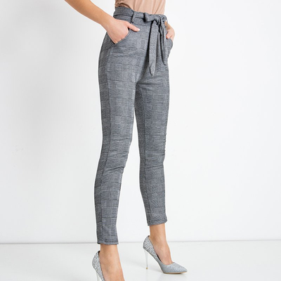 Šedé kárované dámske nohavice - Oblečenie