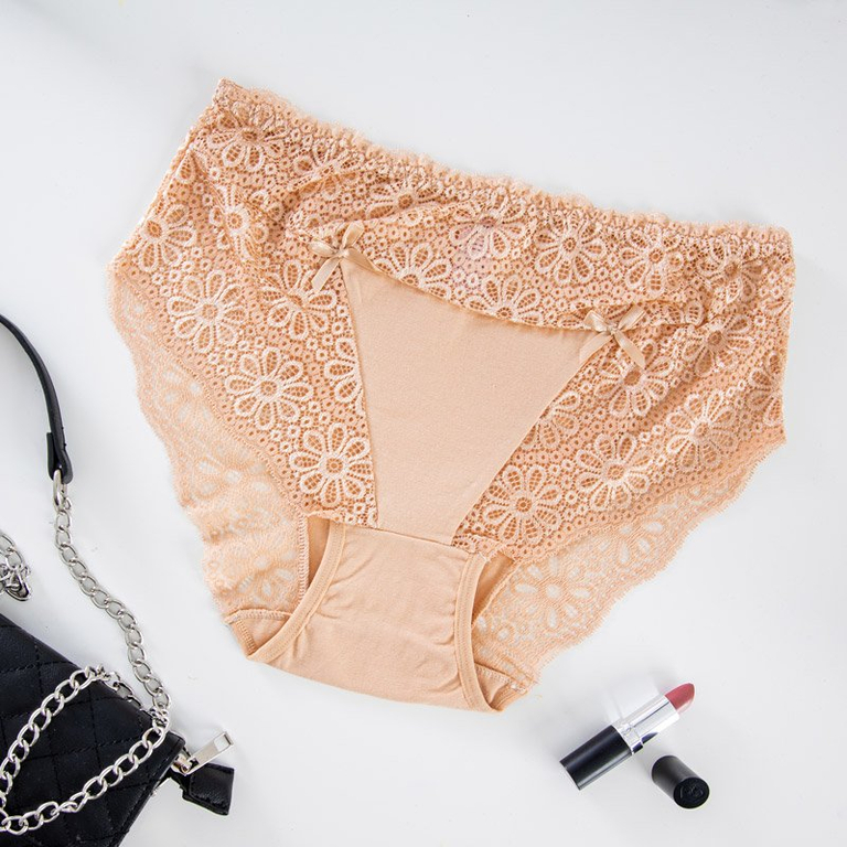 Dámske béžové čipkované nohavičky PLUS VEĽKOSŤ - Spodná bielizeň