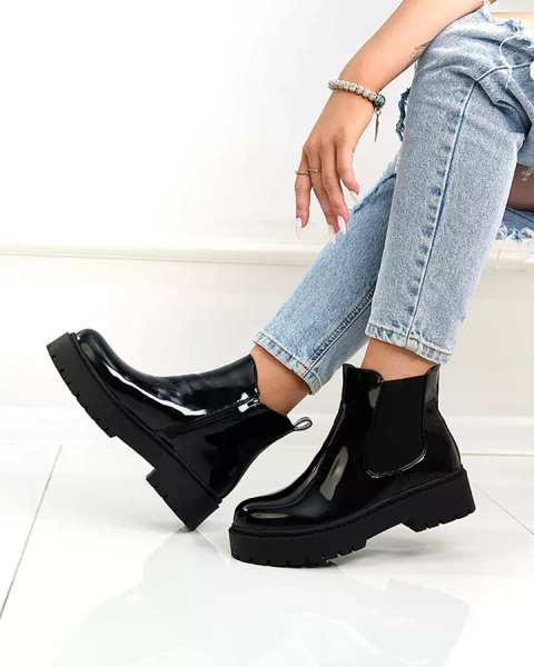 Royalfashion Čierne lakované dámske čižmy bez podpätku Glossy Chic