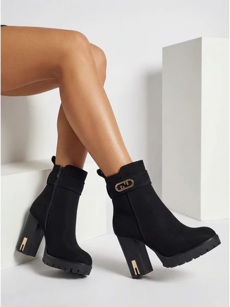 Ženski gležnarji iz eko semiša s peto Tovia