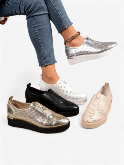 Royalfashion Dámske perforované slip-on topánky Goffies