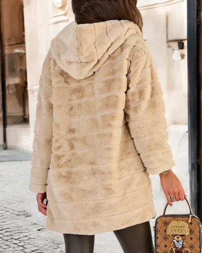 Royalfashion Béžový dámsky kožuch