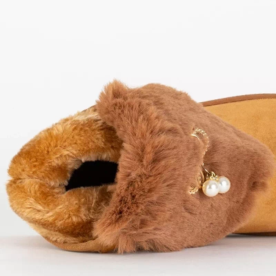 OUTLET Dámske ťavie snehule s ozdobným zvrškom Cioni- Shoes