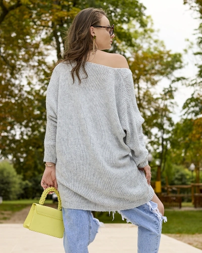 Royalfashion Šedý dámsky dlhý oversize sveter