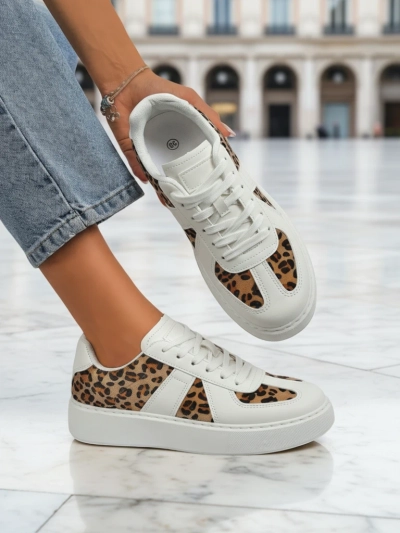 Ženski športni copati Calista Leopardia – Beli Eko Usnje Tkanina Pomlad 4cm