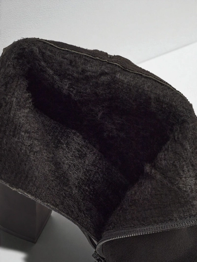 Ženski gležnarji iz eko semiša s peto Zavrina