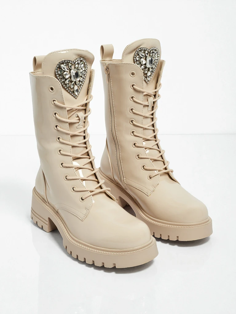 Lakirani ženski gležnarji z vezalkami Emelune