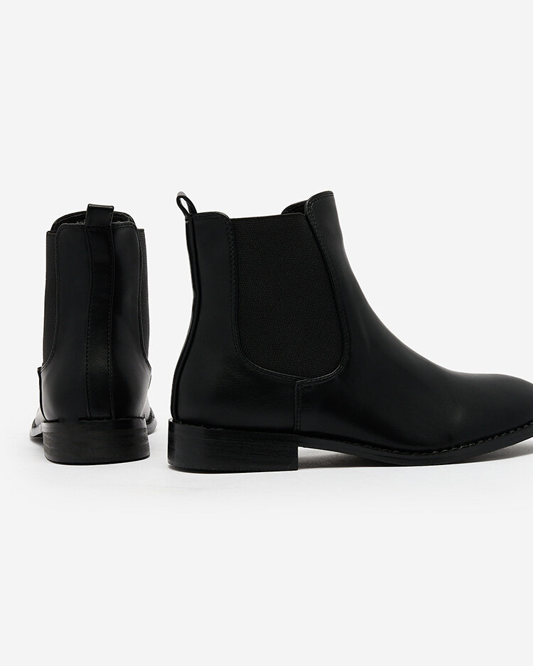 Royalfashion Čierne dámske čižmy a'la sztyblety s ozdobami Ederte