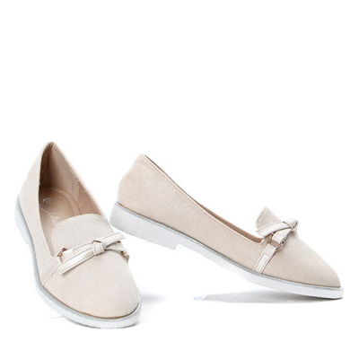 Błyszczące, beżowe mokasyny Riley- Obuwie