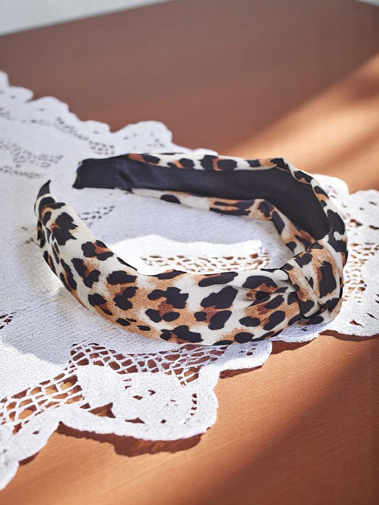 Royalfashion Čelenka so vzorom leoparda Lea