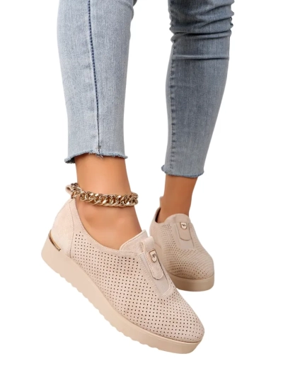 Royalfashion Dámske perforované nízke topánky Goriette