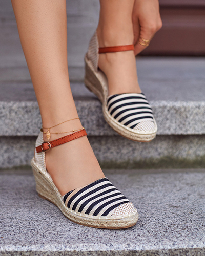 Dámske čierne espadrilky s pruhmi na kline Mecera - topánky