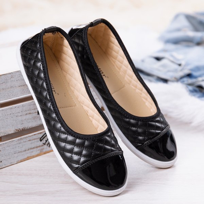 Čierne slip on s prešívaným zvrškom Fatima - Obuv