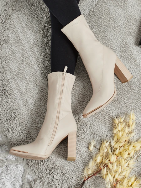 Ženski gležnarji iz eko usnja s peto Morvella